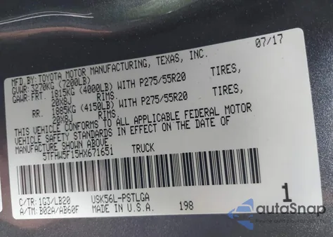 2017 Toyota Tundra Limited 5.7L V8 z USA, uszkodzony, nr VIN 5TFHW5F15HX671651